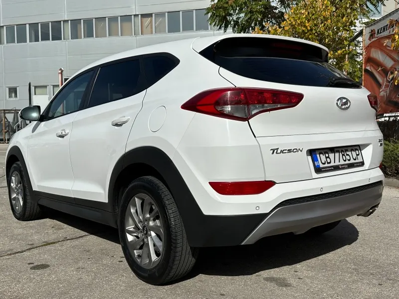 Hyundai Tucson 2.0D Автомат/4х4 Image 3