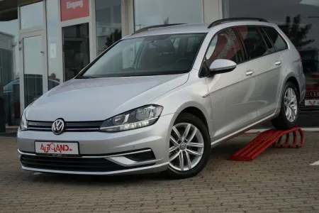 Volkswagen Golf Variant 1.5 TSI Navi Tempomat... 