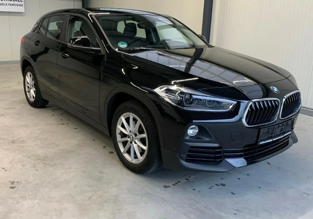 BMW X2 sDrive18d Advantage Image 4